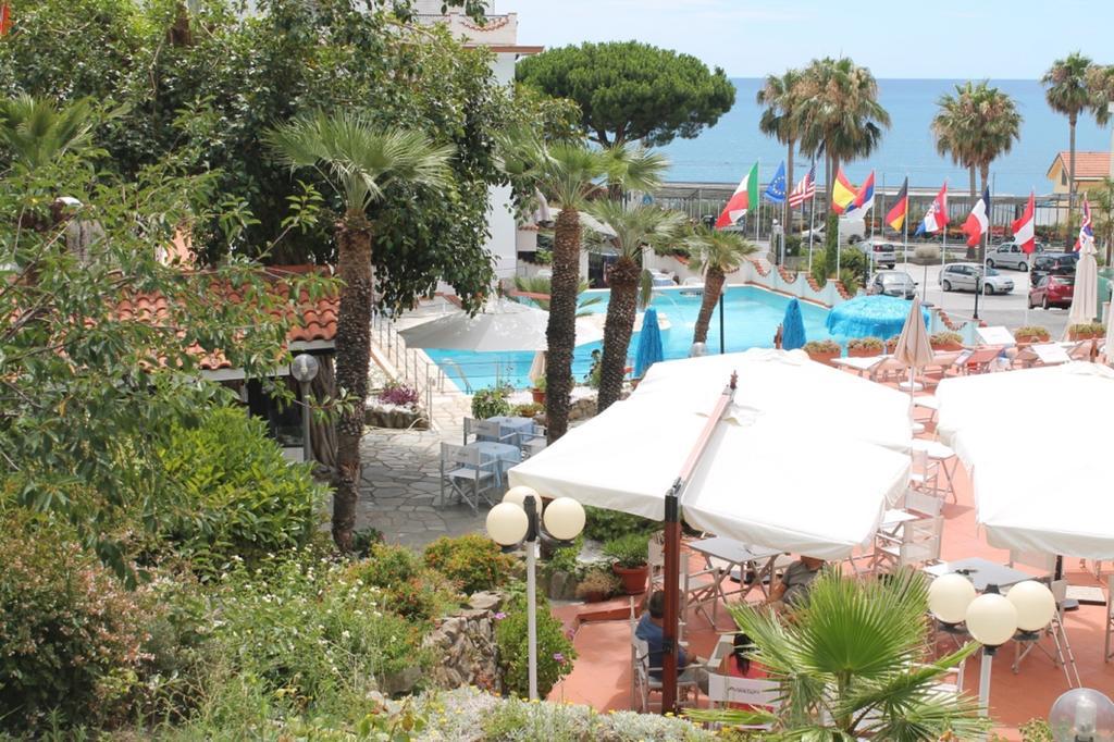 Hotel Ariston Montecarlo Sanremo Exterior photo
